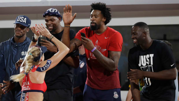 kevin-durant-draymond-green-usa-beach-volleyball.jpg